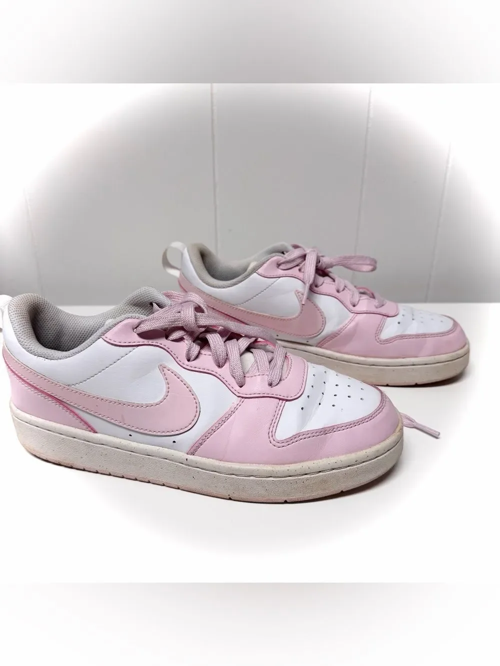 Nike Court Borough Low GS Pink Sneaker 6.5Y or Women’s 8